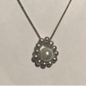 Silver and pearl beaded necklace with pendant